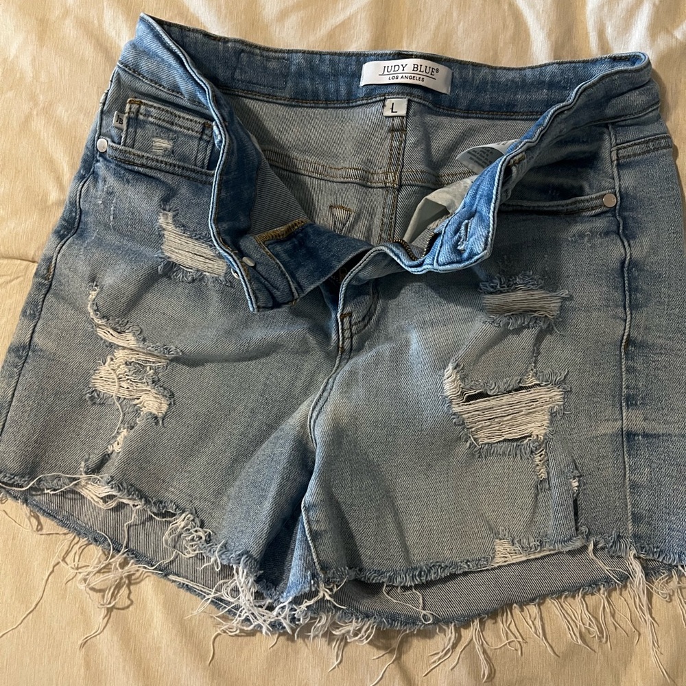 Judy Blue Women's Distressed Denim Shorts - Blue